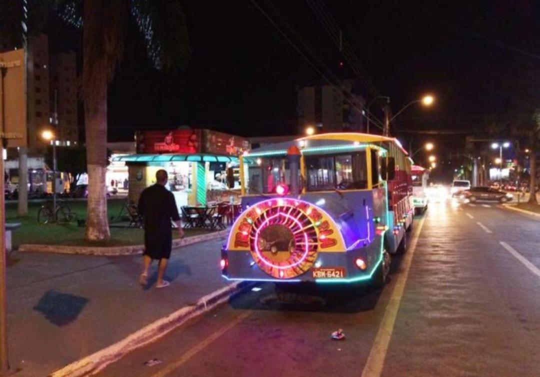 Ate 5 Pessoas Andar Com Vista Piscinas 413 Caldas Novas